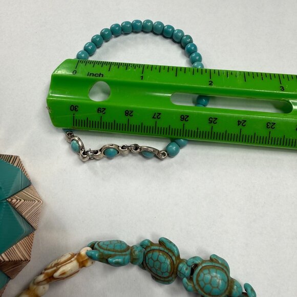 Set Of 3 Women Bracelets - Beaded Stretch Assortment Turtles Geometric Shapes - Picture 12 of 16